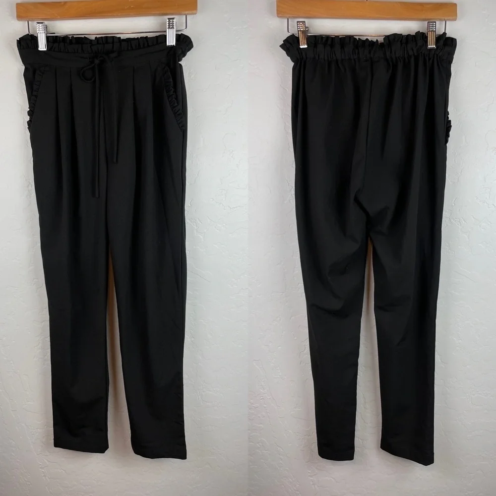 Kancan Black Ruffle Trim High Rise Tapered Leg Ankle Pants Women's Size Small